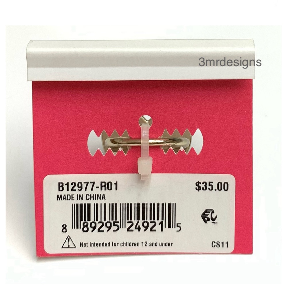 NWT Betsey Johnson💋CELESTIAL STARLET Gold Tone Lucite Stone Heart Mood Ring - Picture 6 of 7